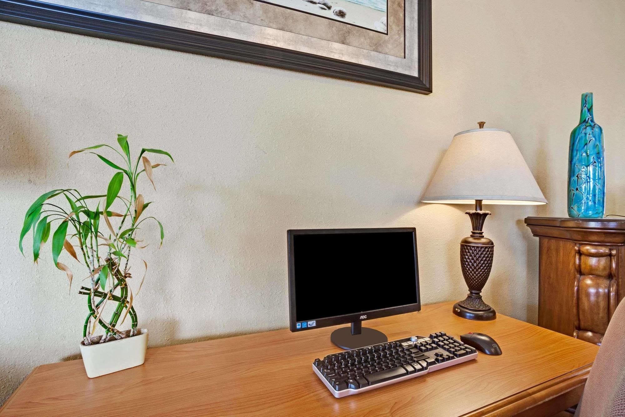 קנט Econo Lodge מראה חיצוני תמונה